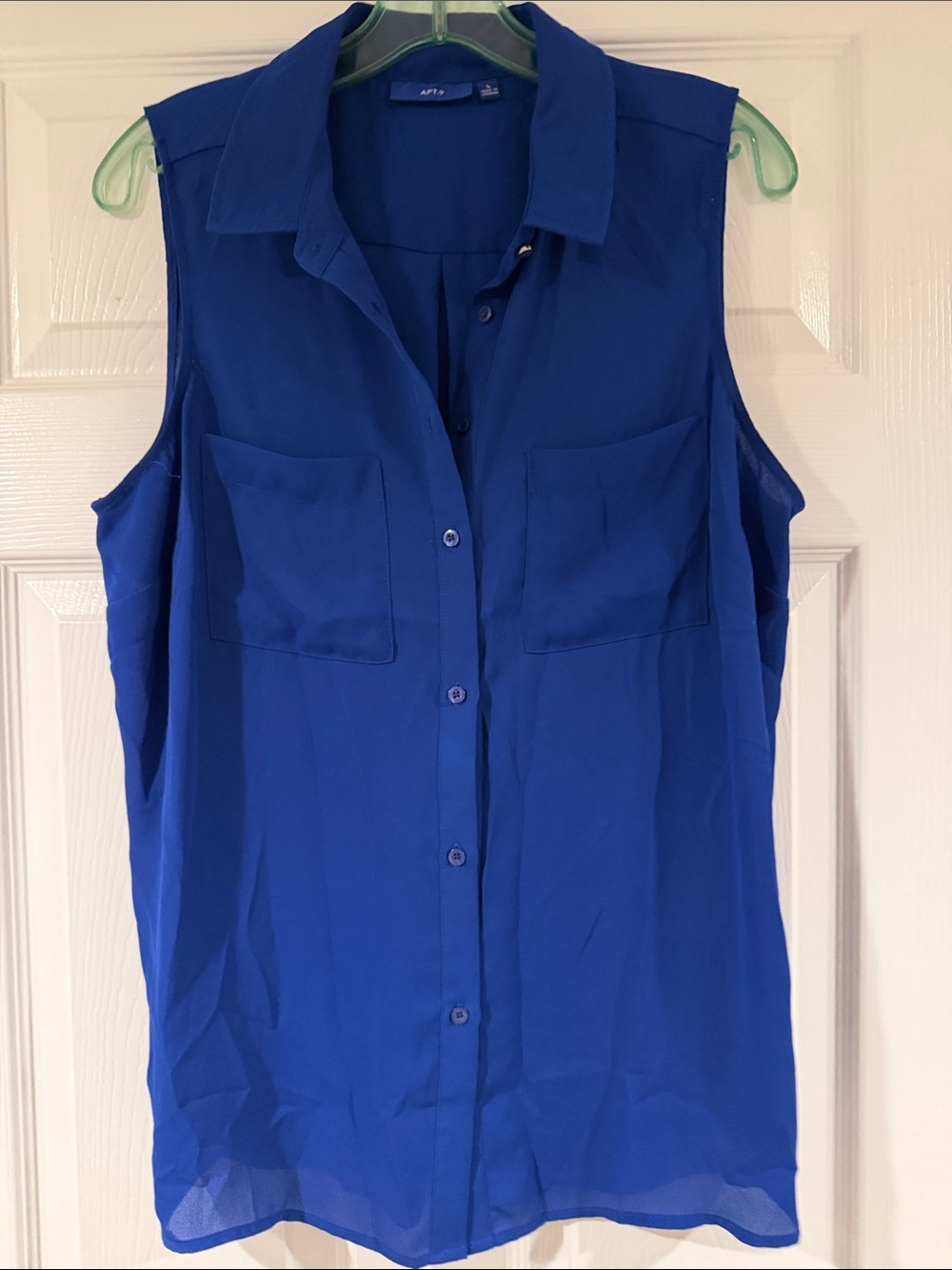 Apt. 9 Sleeveless Button-Down Shirt in Cobalt